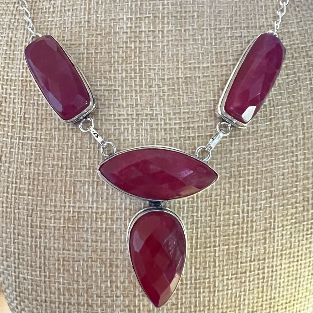 New Enhanced Red Ruby Faceted Multi Cluster Stone… - image 2